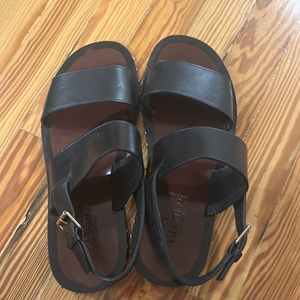 VALENTINO GARAVANI
Rockstud double strap flat sandals 43.5 Men’s